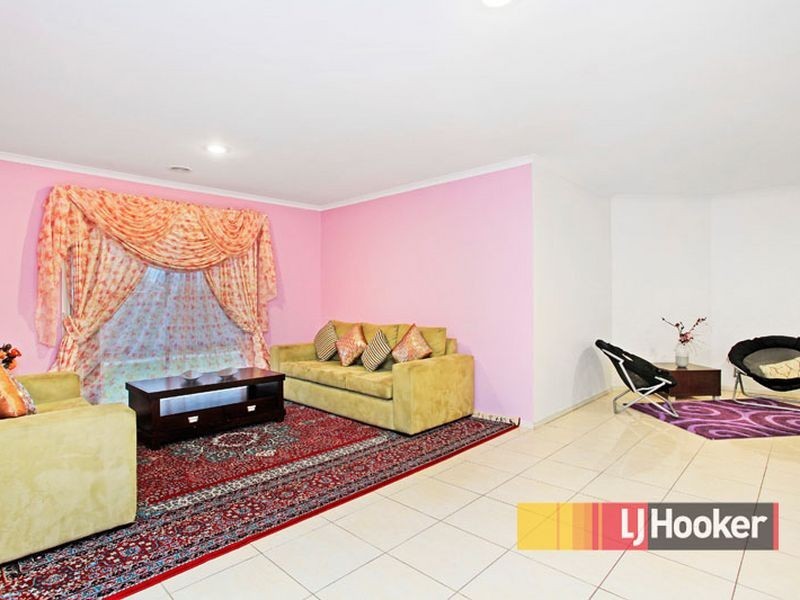 6 Rosebush Court, Lyndhurst VIC 3975