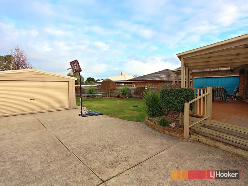 21 Godwin Avenue, Narre Warren VIC 3805