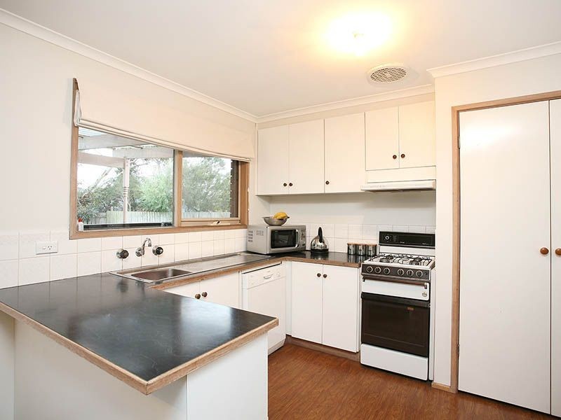40 Beckington Crescent, Hampton Park VIC 3976