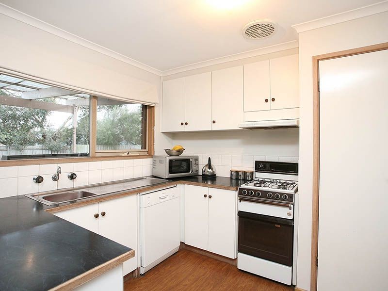 40 Beckington Crescent, Hampton Park VIC 3976