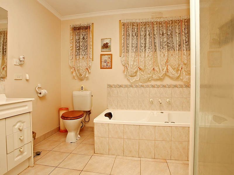 52 Robjant Street, Hampton Park VIC 3976