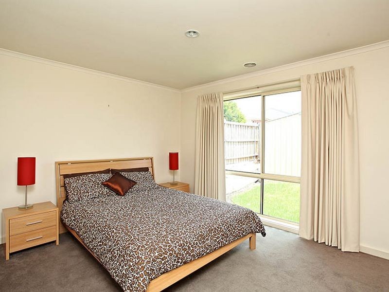 28 Red Oak Terrace, Lyndhurst VIC 3975
