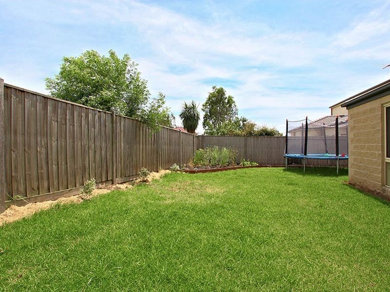 28 Red Oak Terrace, Lyndhurst VIC 3975