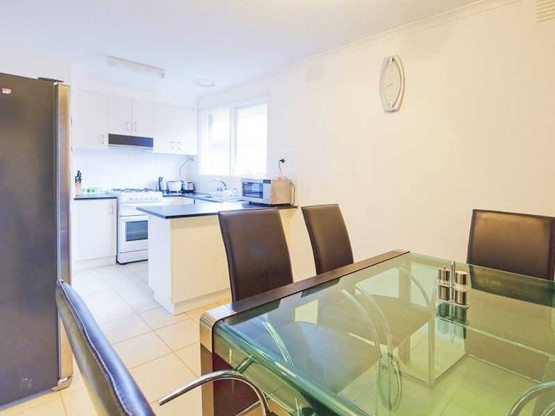 6 Latrobe Street, Cranbourne VIC 3977