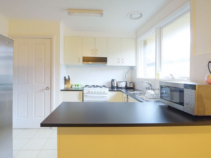 6 Latrobe Street, Cranbourne VIC 3977