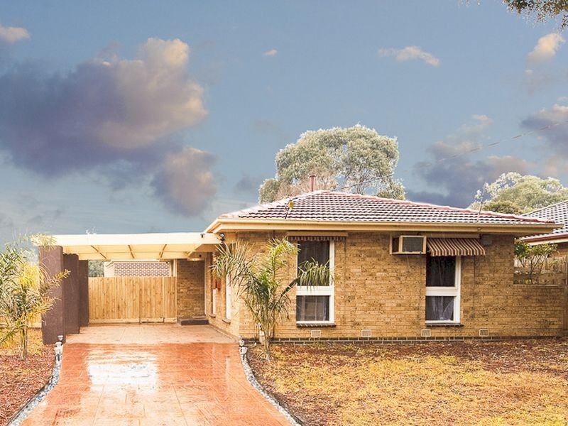 6 Latrobe Street, Cranbourne VIC 3977