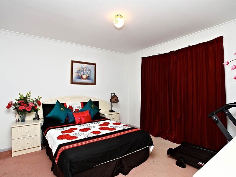 7 Bogong Close, Hallam VIC 3803