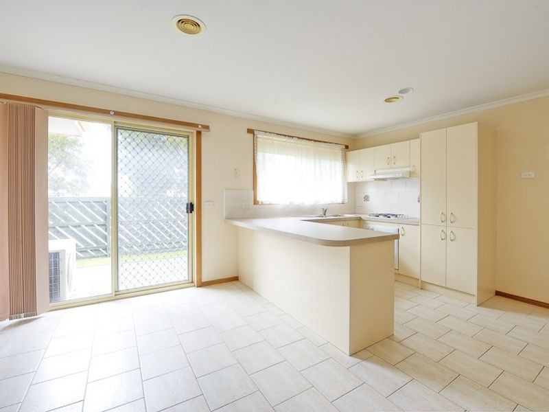 2A Bluegum Way, Hampton Park VIC 3976