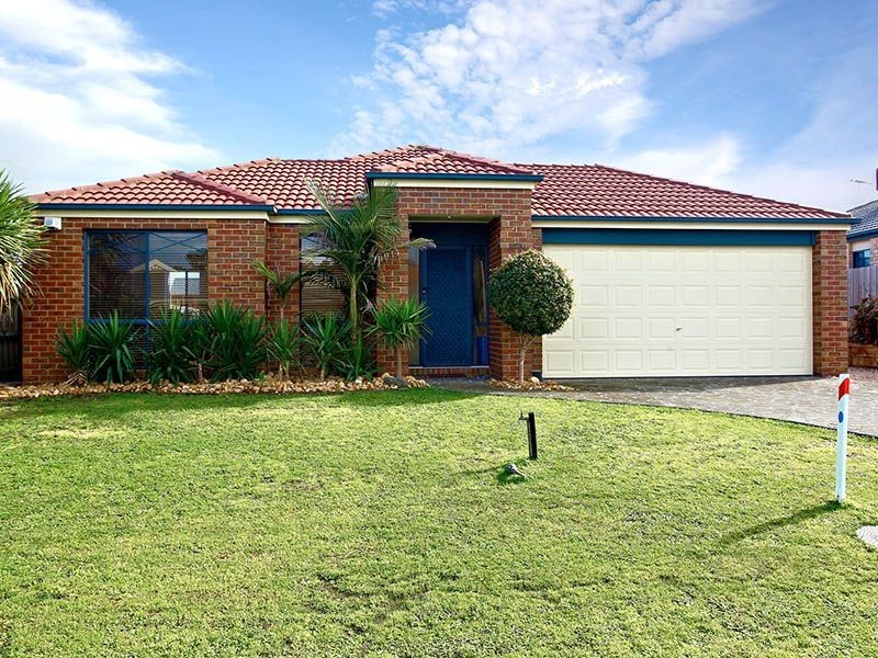 6 Dennis Close, Lynbrook VIC 3975