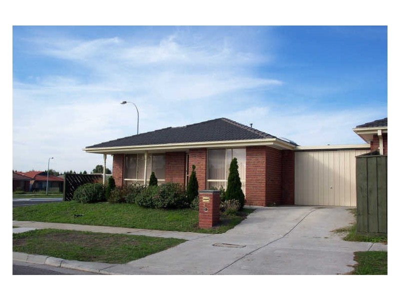 2B Bluegum Way, Hampton Park VIC 3976