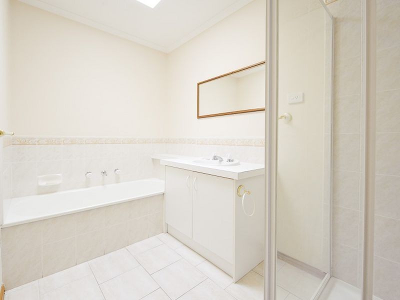 1 The Parkway, Hampton Park VIC 3976