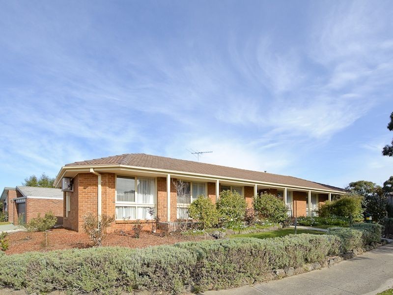 133 Avebury Drive, Berwick VIC 3806