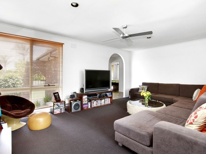 4 Barnsbury Close, Hampton Park VIC 3976