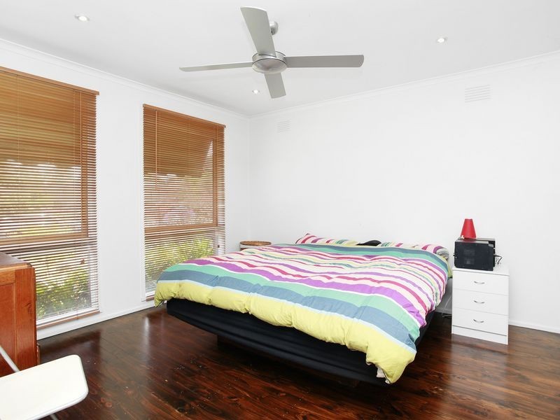 4 Barnsbury Close, Hampton Park VIC 3976