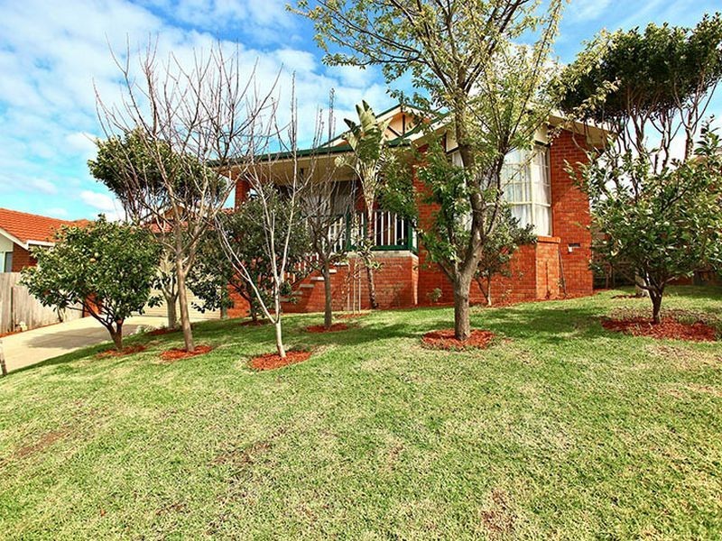 45 Justin Circuit, Hampton Park VIC 3976