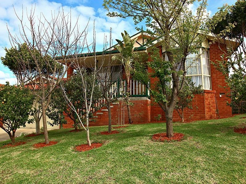 45 Justin Circuit, Hampton Park VIC 3976