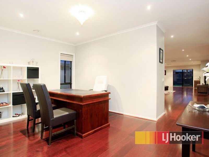 9 Grand Manor Drive, Berwick VIC 3806