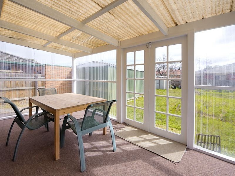 50 Beckington Crescent, Hampton Park VIC 3976