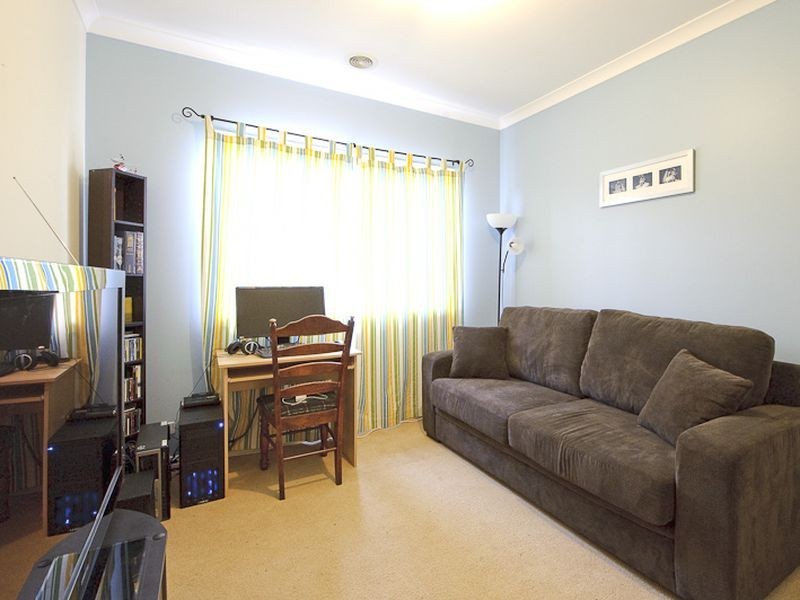 52 Wood Road, Narre Warren South VIC 3805