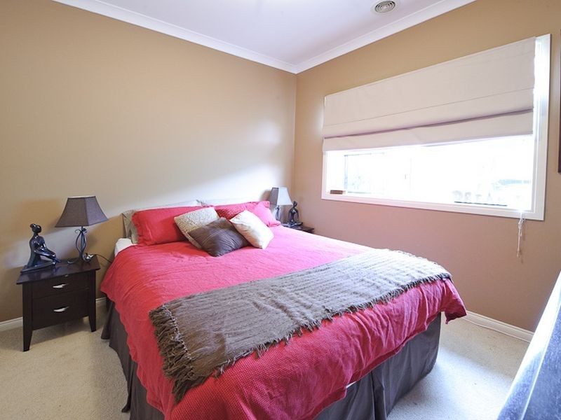 52 Wood Road, Narre Warren South VIC 3805