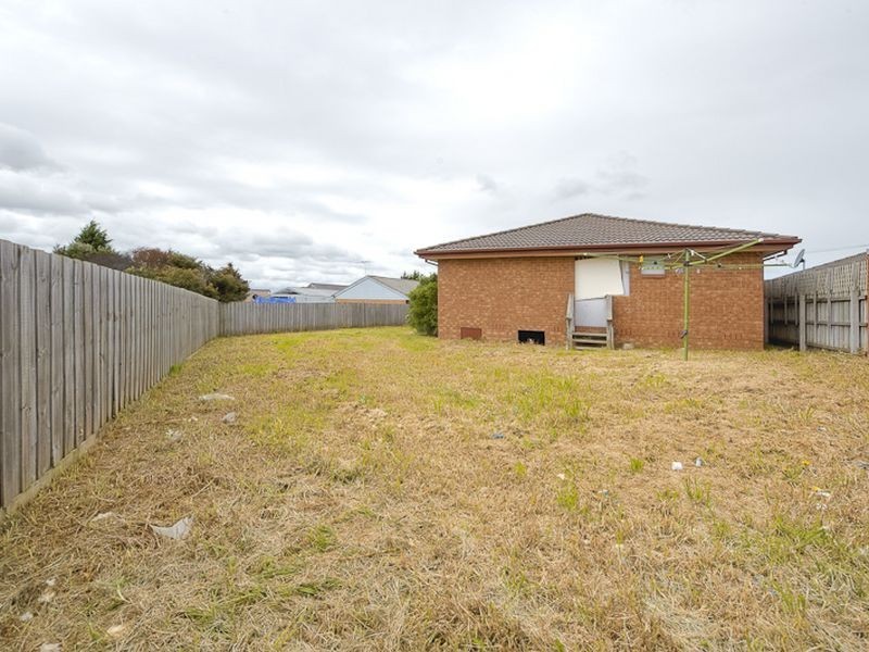 13 Patricia Court, Hampton Park VIC 3976