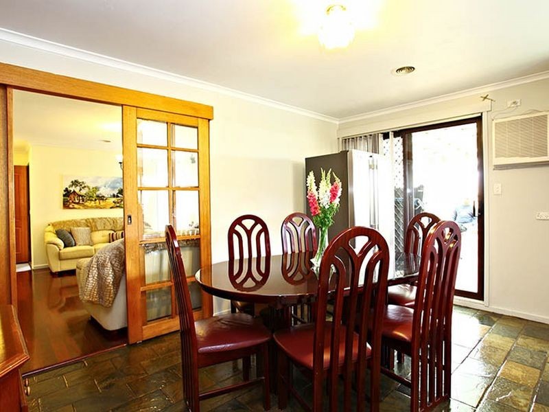 5 Joel Way, Hampton Park VIC 3976