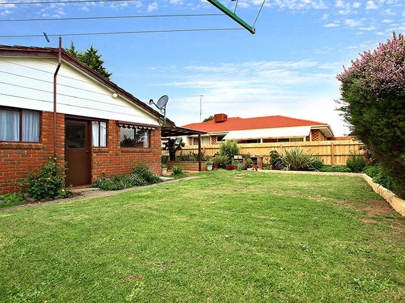 5 Joel Way, Hampton Park VIC 3976