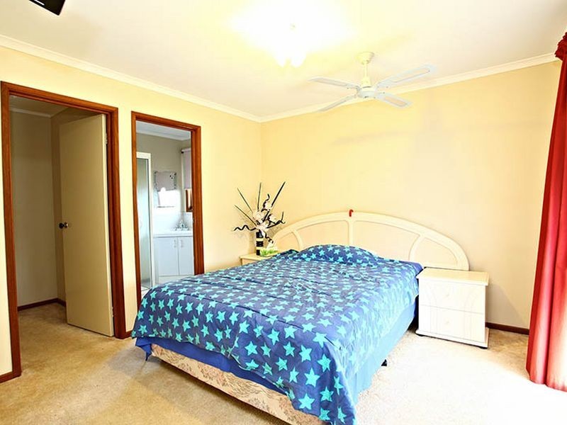 91 Coral Drive, Hampton Park VIC 3976