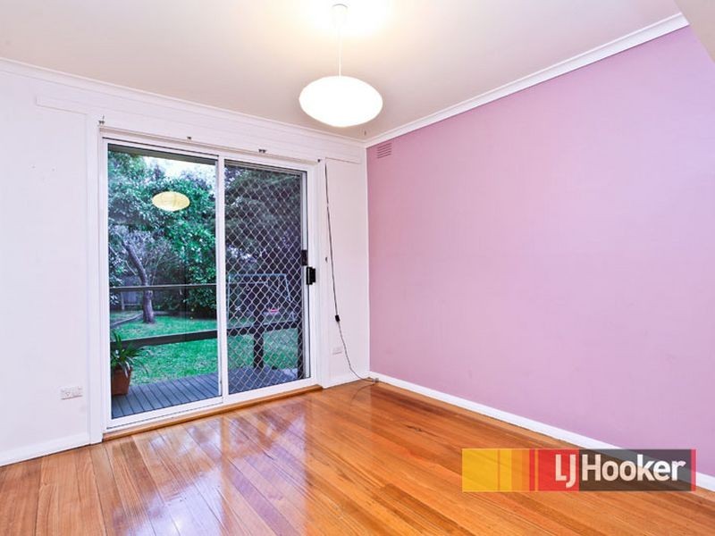 24 Sweetgum Avenue, Narre Warren VIC 3805