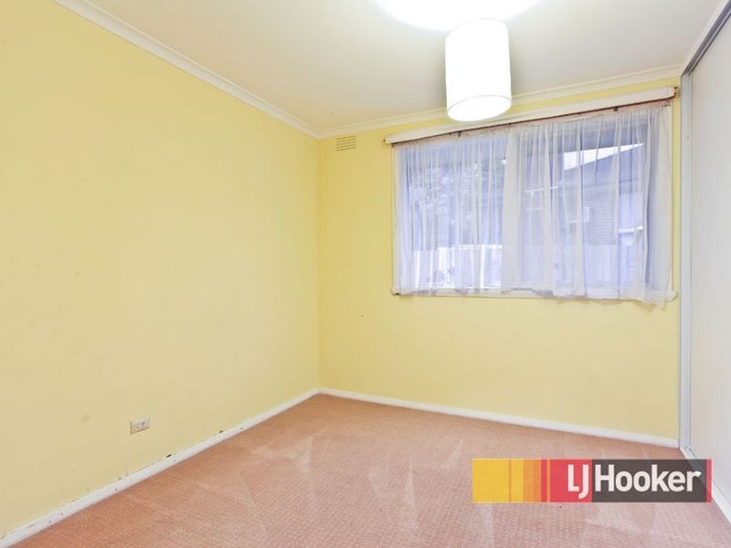 24 Sweetgum Avenue, Narre Warren VIC 3805