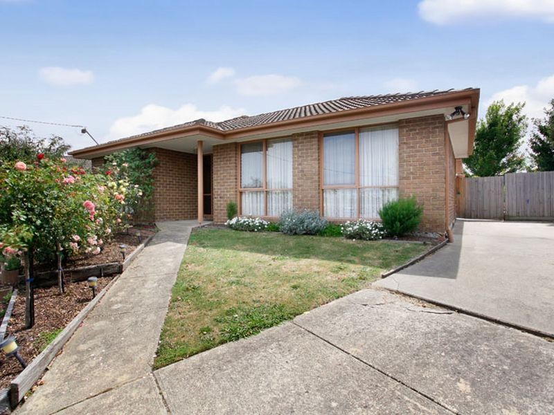 5 Jodi Place, Hampton Park VIC 3976