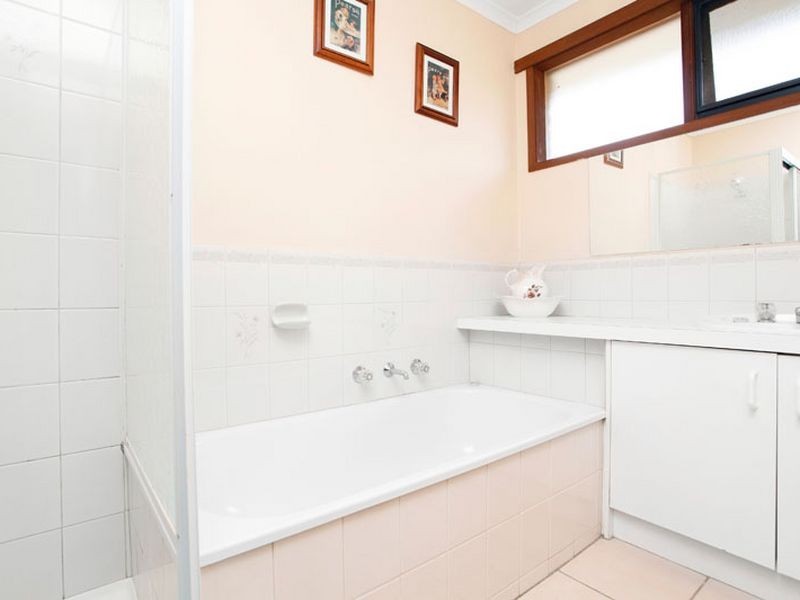 5 Jodi Place, Hampton Park VIC 3976