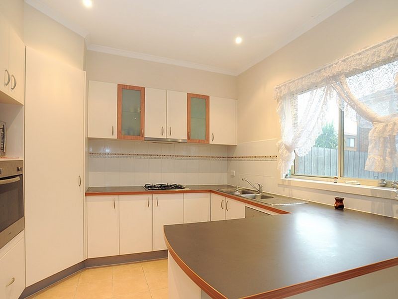 21 Boronia Avenue, Cranbourne VIC 3977