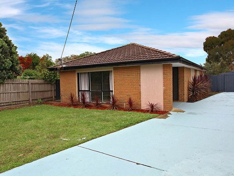 69 Springfield Crescent, Hampton Park VIC 3976
