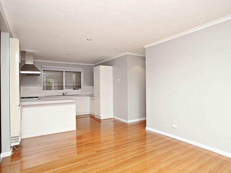 69 Springfield Crescent, Hampton Park VIC 3976