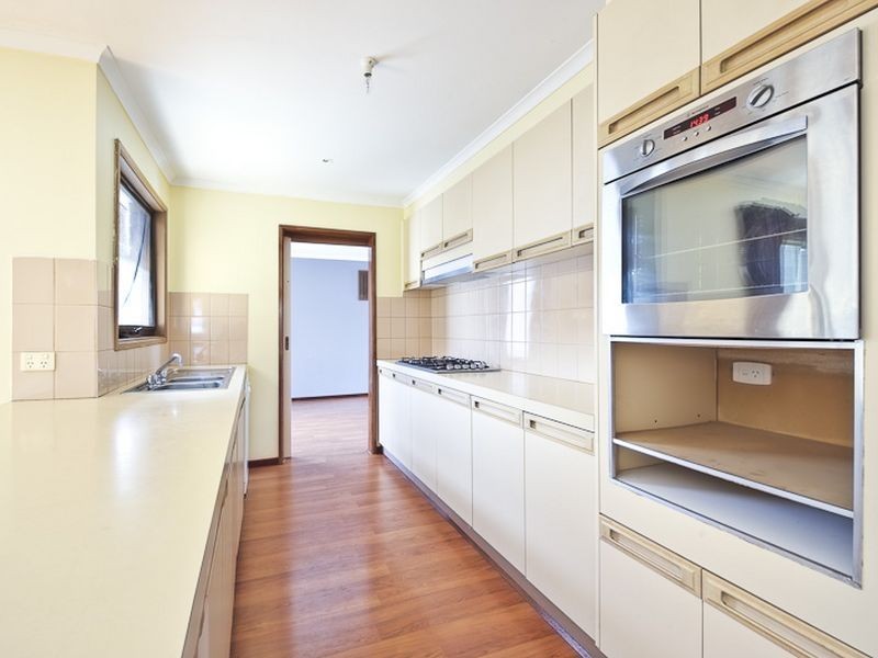 6 Mace Rise, Hallam VIC 3803