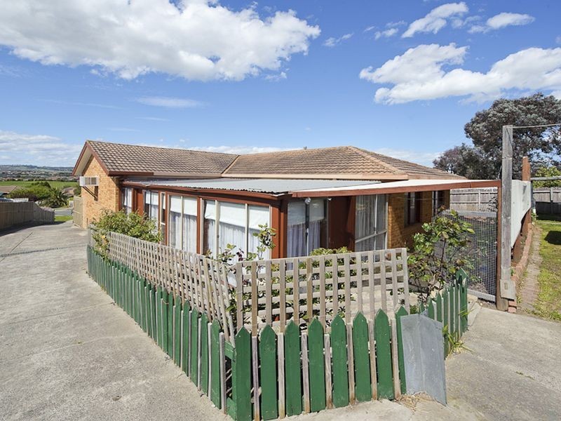 6 Mace Rise, Hallam VIC 3803