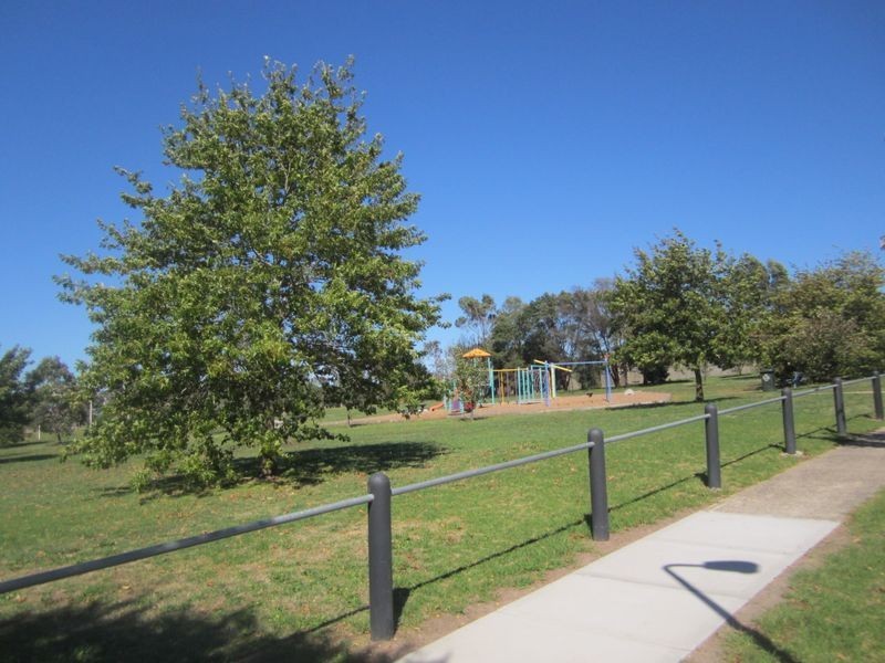 17B Henlow Rise, Hallam VIC 3803