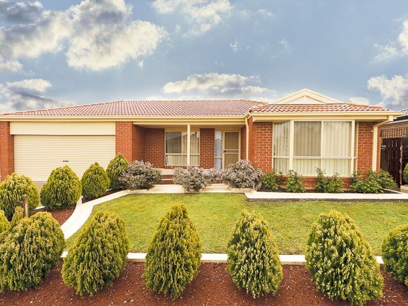 31 Kirkwood Drive, Hampton Park VIC 3976