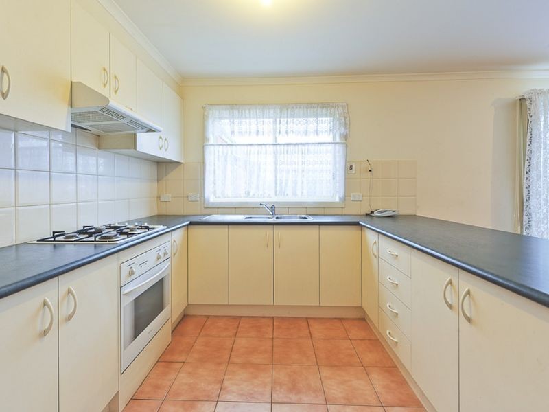 31 Kirkwood Drive, Hampton Park VIC 3976