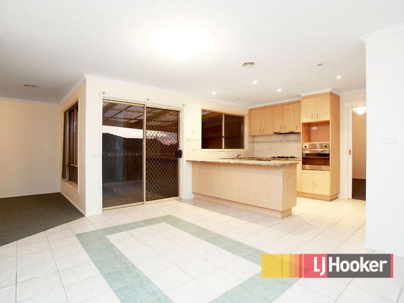 46 Kirkwood Crescent, Hampton Park VIC 3976