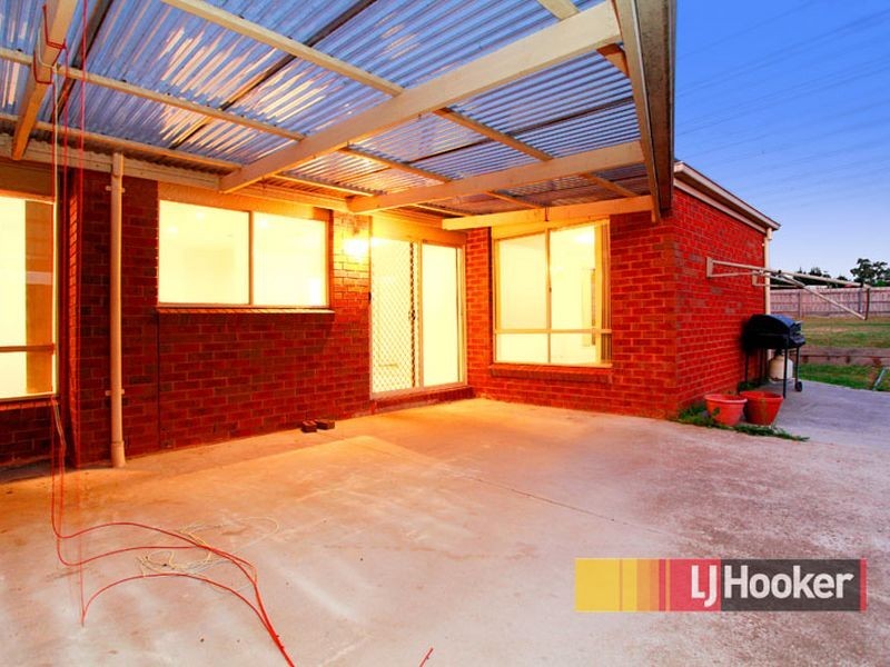 46 Kirkwood Crescent, Hampton Park VIC 3976