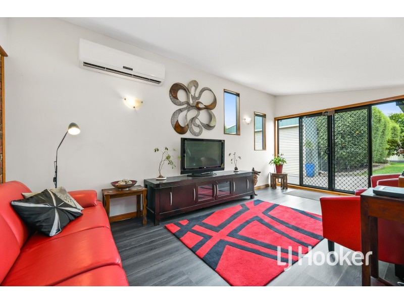 52 Fordholm Road, Hampton Park VIC 3976