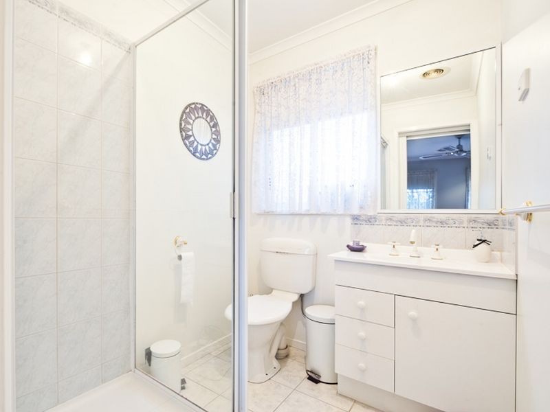 10 Summit Court, Hampton Park VIC 3976