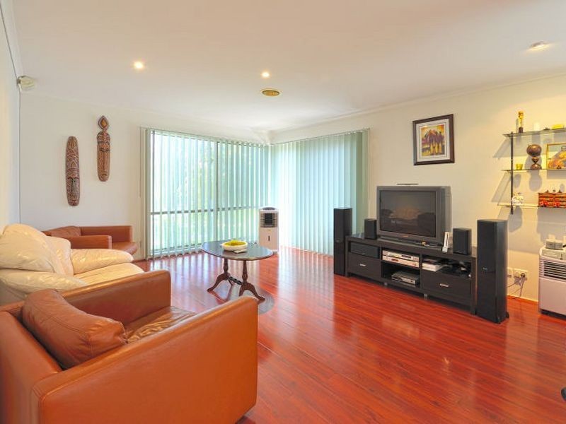 38 Lighthorse Crescent, Narre Warren South VIC 3805