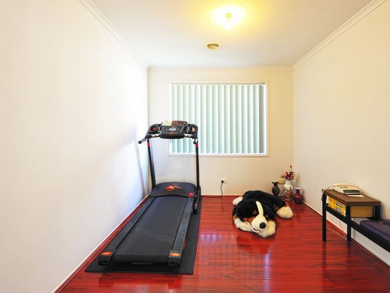 38 Lighthorse Crescent, Narre Warren South VIC 3805