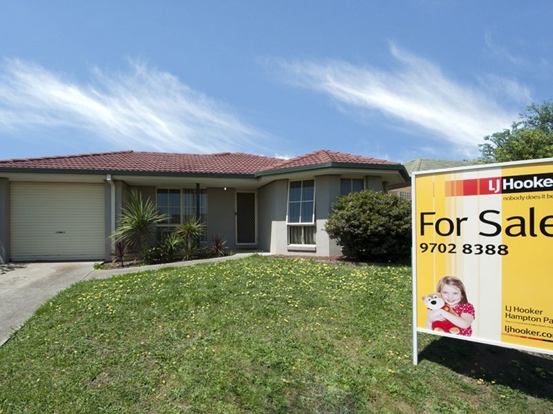 16 Sandhurst Mews, Hampton Park VIC 3976