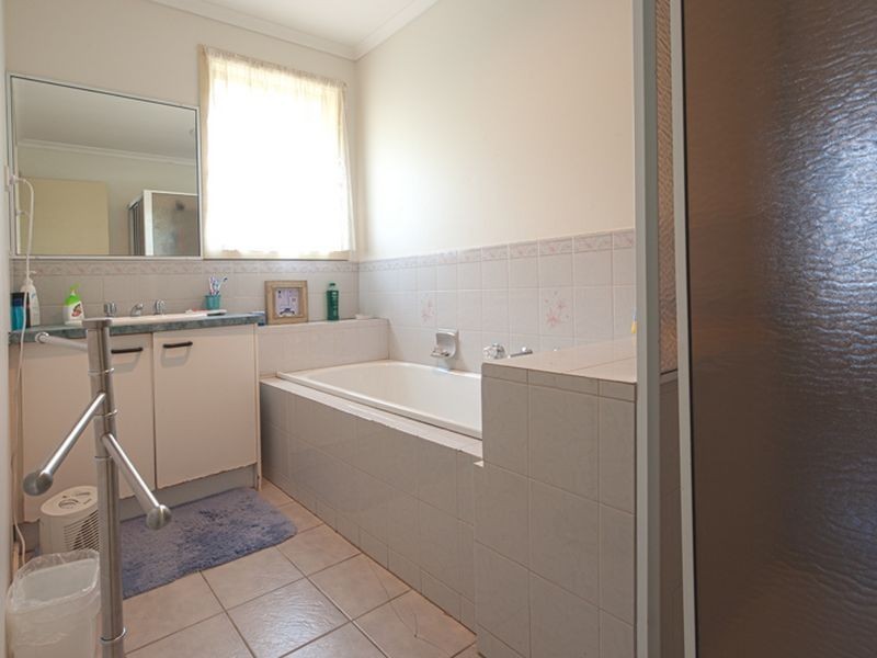 8 Landhill Court, Hallam VIC 3803