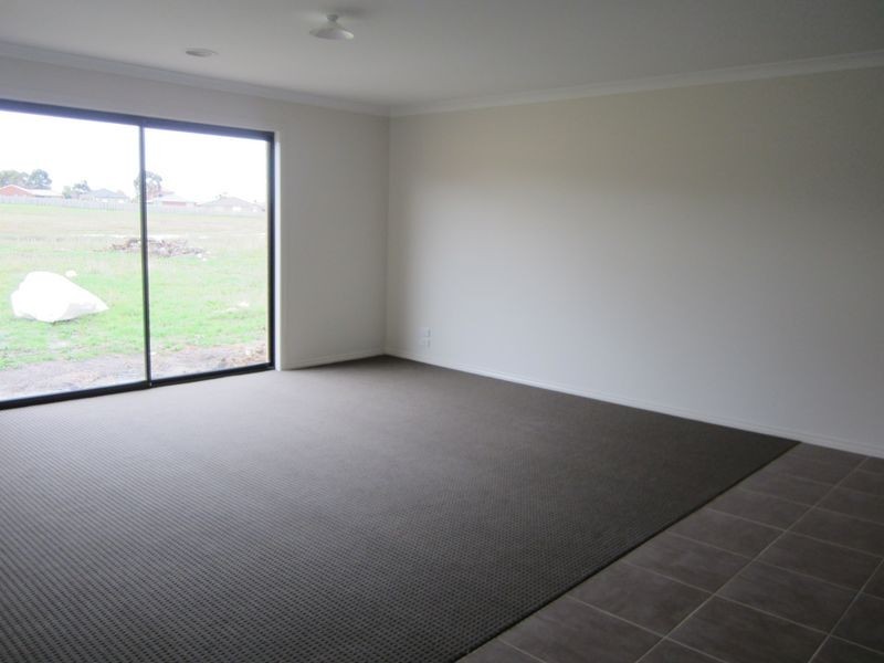 31 Sallys Run, Hampton Park VIC 3976