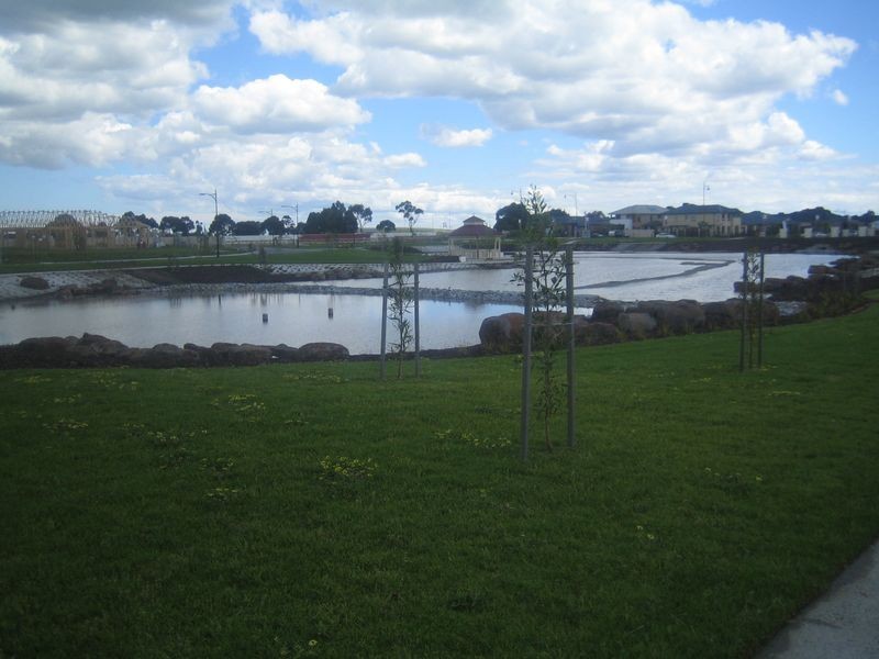 43 Moore Mews, Pakenham VIC 3810
